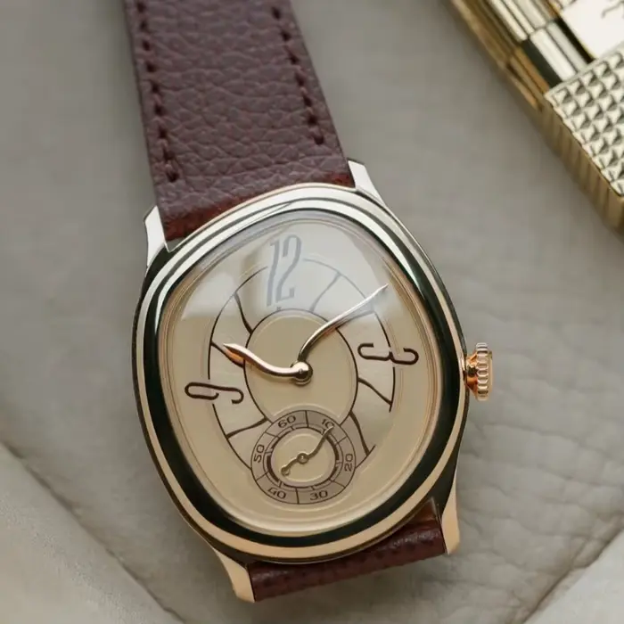 Série innovante de montres en quartz de forme spéciale avec mouvement importé, cadran de 32 mm, brac
