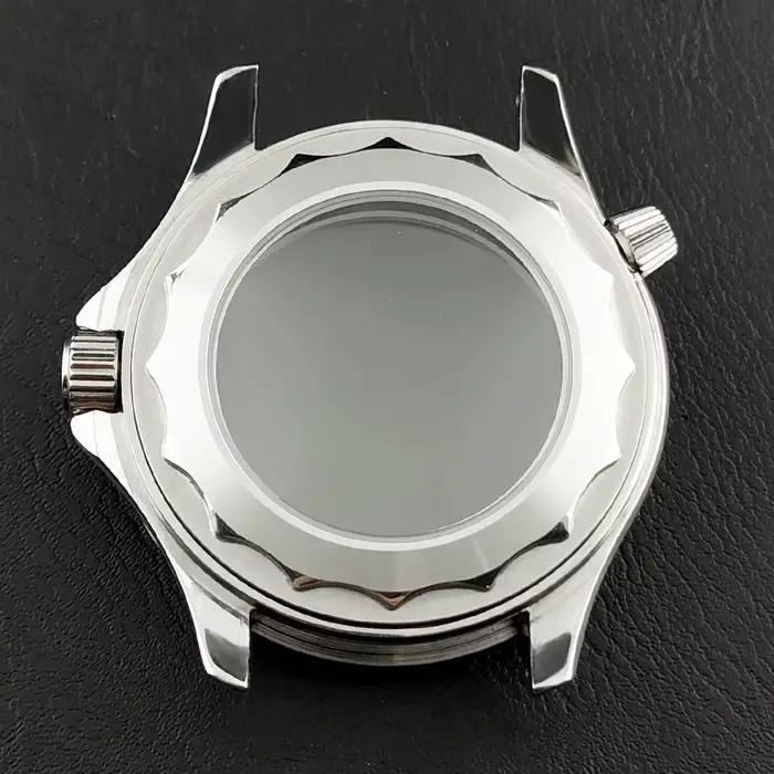 Boîtier de montre mécanique pour hommes