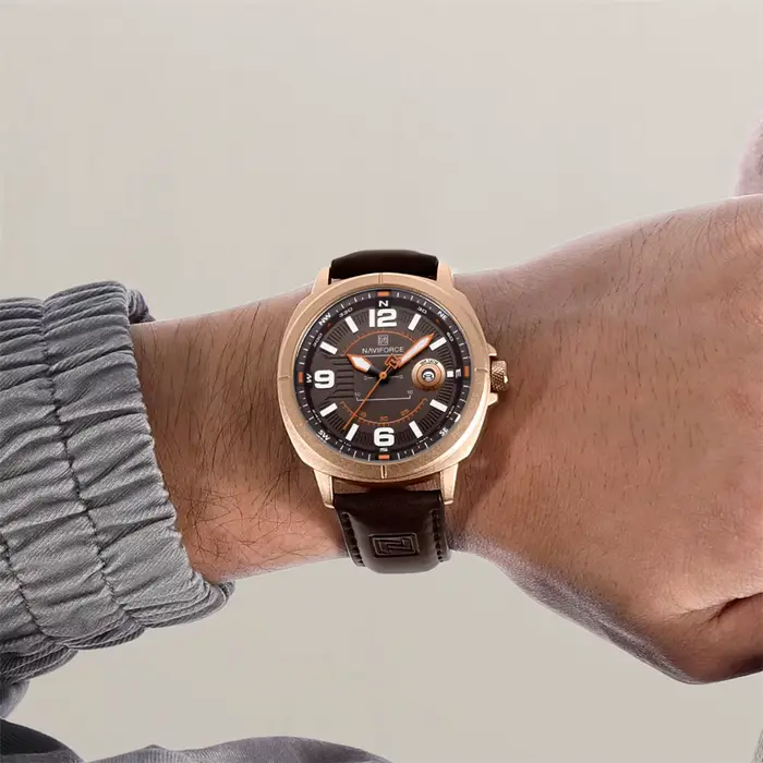 NAVIFORCE hommes montre-bracelet haut de gamme de luxe Auto Date montre d'affaires en cuir Sport militaire Original Quartz mâle horloge cadeau 8078