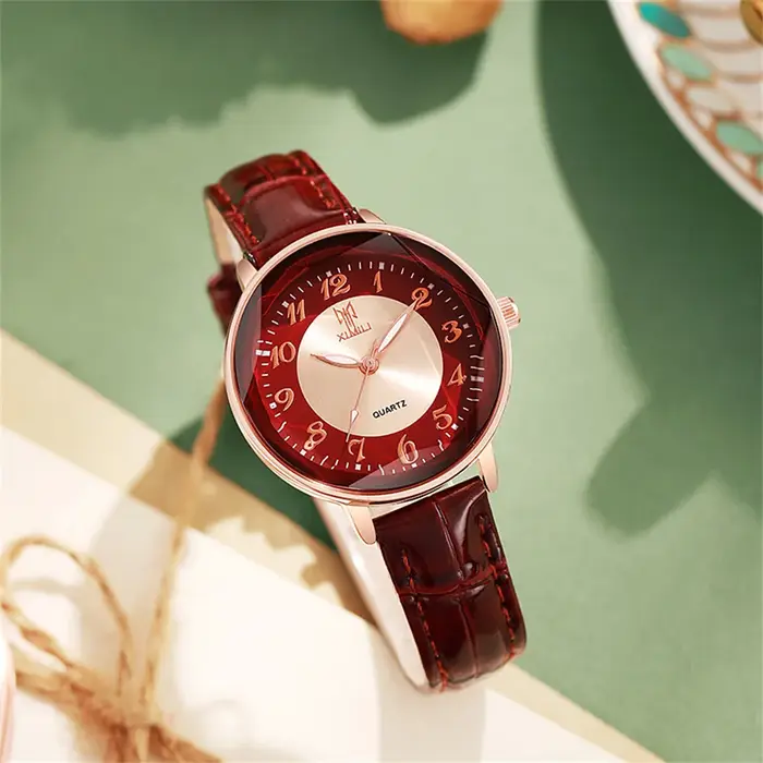 Montre femme Simple Chiffre Arabe Montre à Quartz Montre d’affaires pour femme en cuir rose