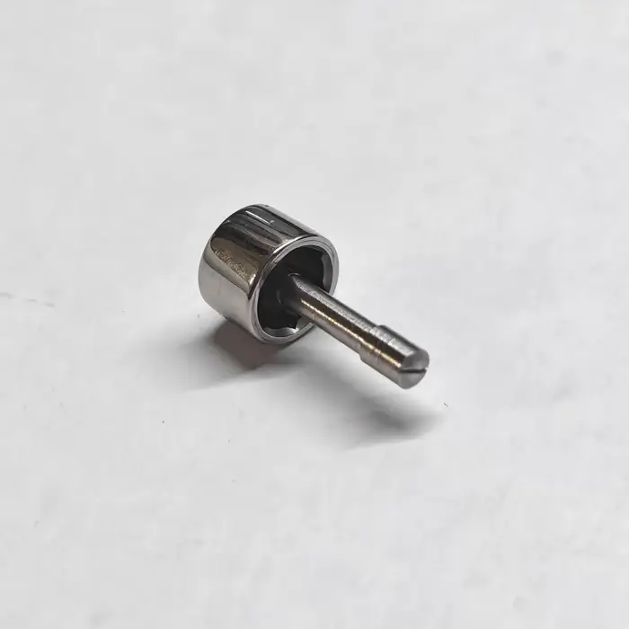Accessoires de montre, bouton de chronométrage T-A-G Cv201 (universel pour les modèles supérieur et inférieur), en acier inoxydable avec surface polie miroir, pièce de rechange
