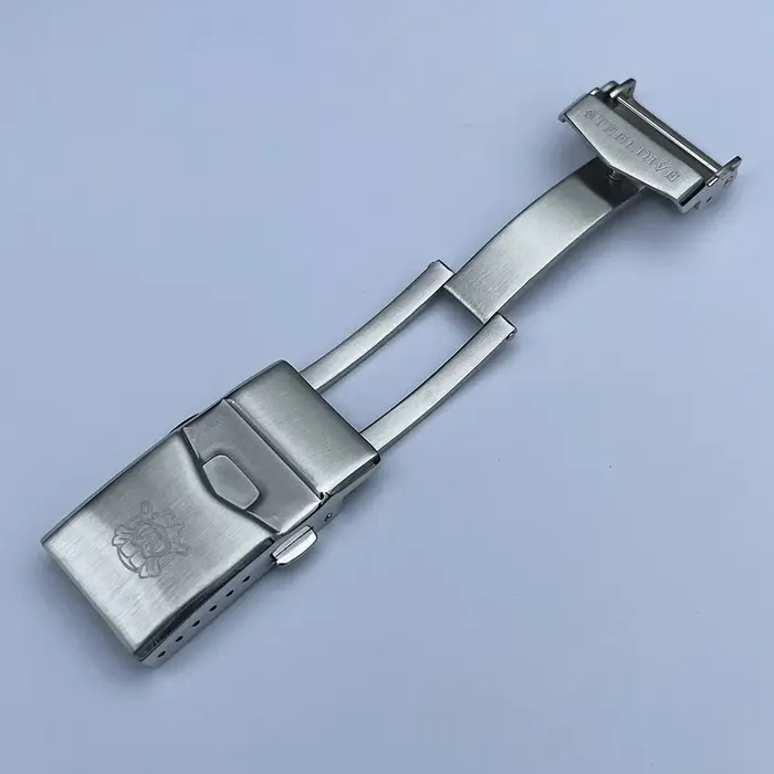 STEELDIVE SD1970 Bracelet de remplacement de montre de plongée automatique tortue 20MM boucle entièrement brossée signée fermoir pliant avec sécurité