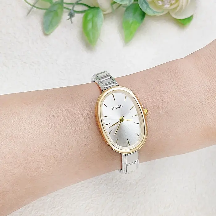 GEMOSA Design de mode moderne ovale montres à quartz décontractées femmes dames en acier inoxydable largeur 9mm bracelet fête anniversaire cadeau parfait