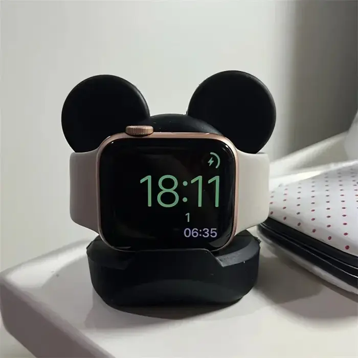 Base de chargement universelle pour montre de bureau