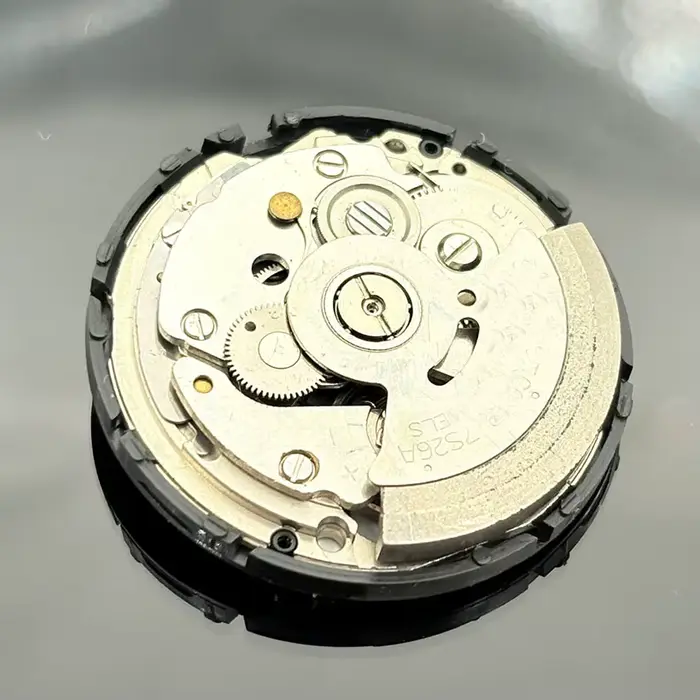 Accessoire de montre, mouvement 7s26 ancien