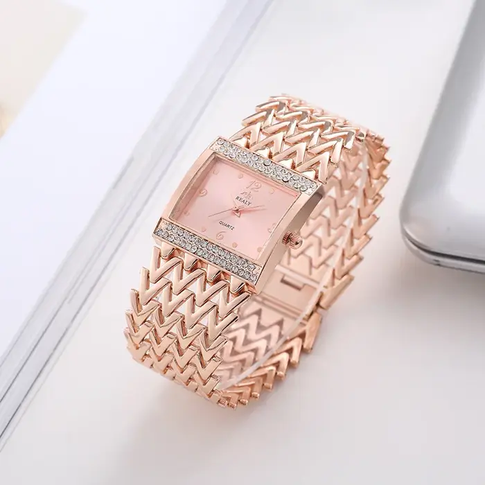 UTHAI W32 femmes mode montres à Quartz européen américain dame Bracelet montre diamants horloge fille montre-Bracelet bijoux