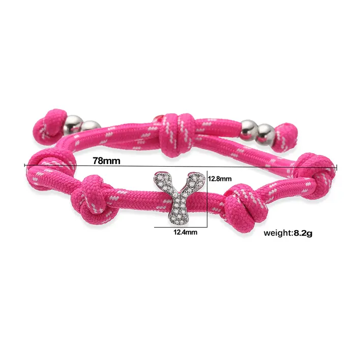 Bracelet tressé bicolore avec breloques alphabet A-Z