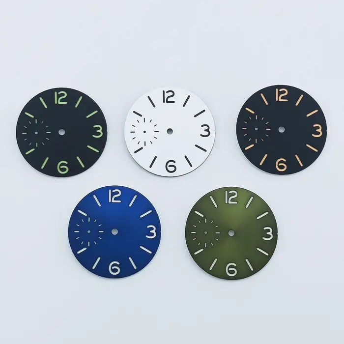 NEITON – cadran de montre noir bleu vert blanc