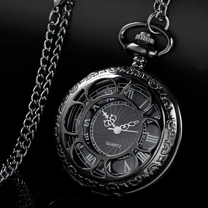 Montres de poche creuses noires pour femmes