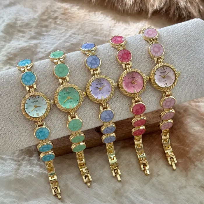 Montre-bracelet élégante pour femme avec bracelet coloré
