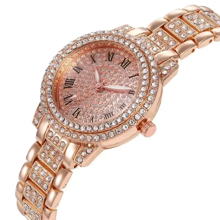 Nouvelle montre de luxe en diamant brillant pour femmes