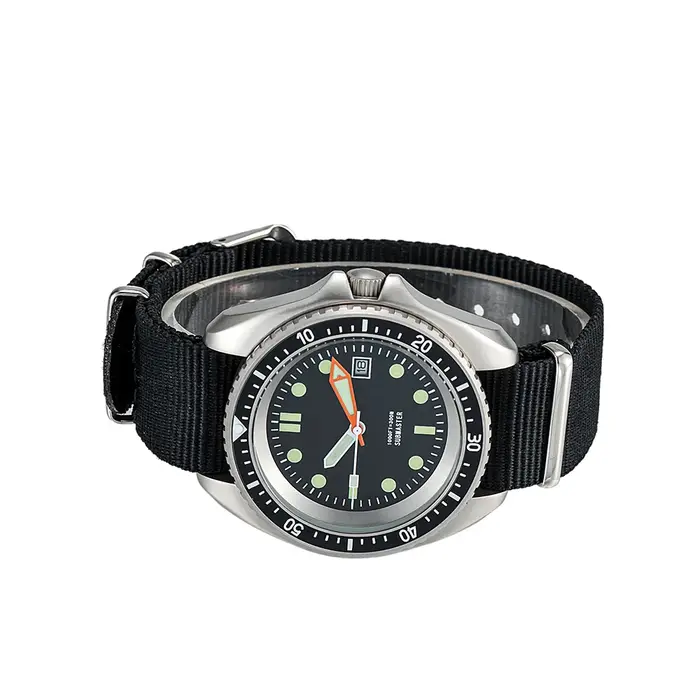 QM UDT montre pour hommes