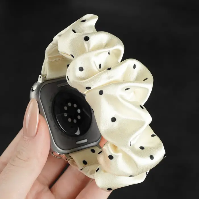 Bracelet élégant en fil style scrunchie pour Apple Watch Series