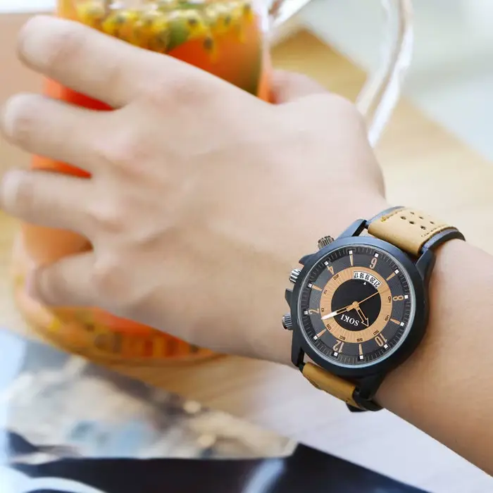 SOKI Sport hommes montre en cuir militaire mode montres