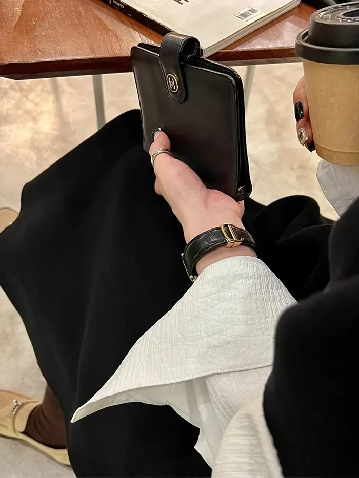 Bracelet de luxe en cuir véritable pour Apple Watch Ultra 10 9 8 7 6 5 4