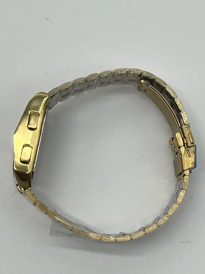 Montres électroniques pour hommes femmes Couple Vintage années 70 Style rétro-futuriste mode Led