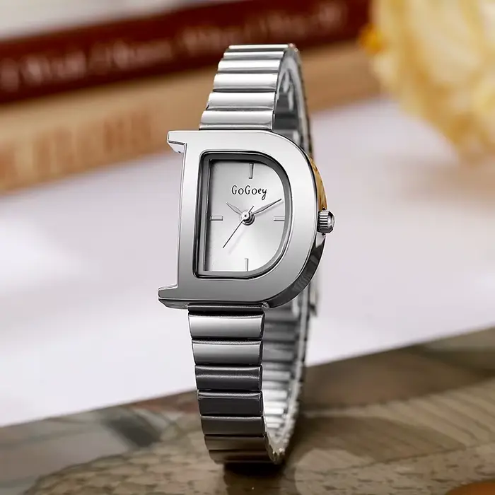 Montre pour femme en forme de D, montre rétro pour femme, montre à quartz