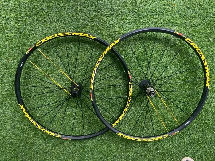 Paire de roues VTT 26 27.5 29er 700C, jantes 24 trous, nervure droite, frein à disque, roulement lis