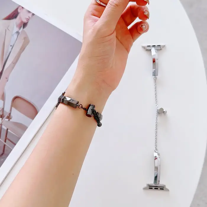 Bracelet de montre de luxe pour Apple Watch série 8 7 41 45mm 6 Se 5 4 femmes