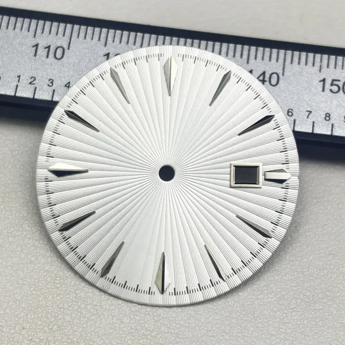 Cadran de montre créatif de style nouveau