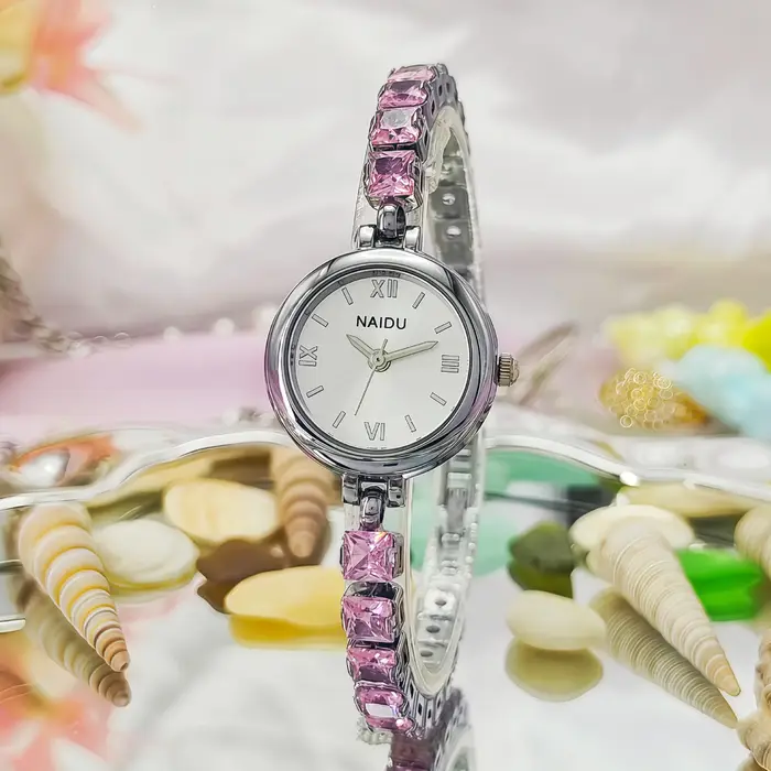 Nouvelle montre-bracelet incrustée de diamants pour femmes
