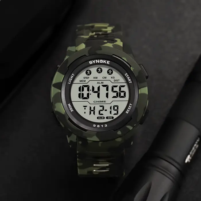Montre numérique pour hommes en plein air militaire mode rétro