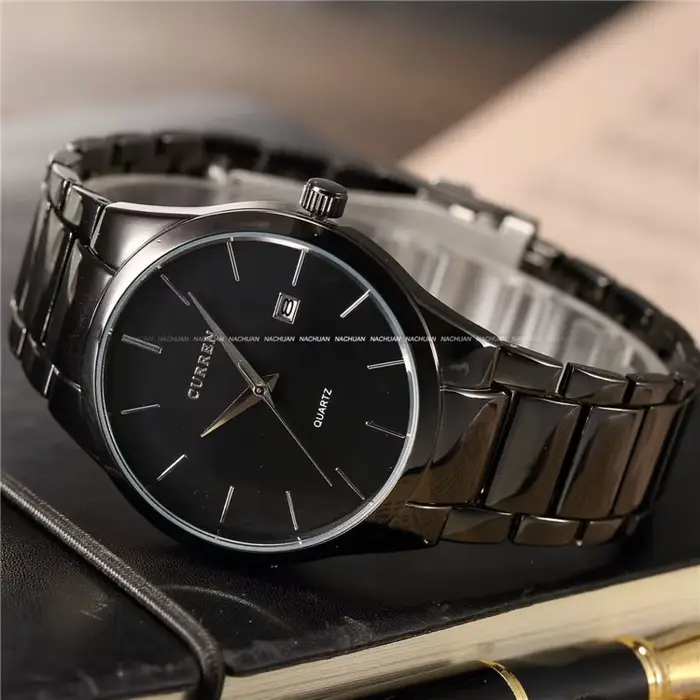 Curren hommes montres haut de gamme de luxe homme montre entièrement en acier affichage Date mode Quartz-Montre affaires