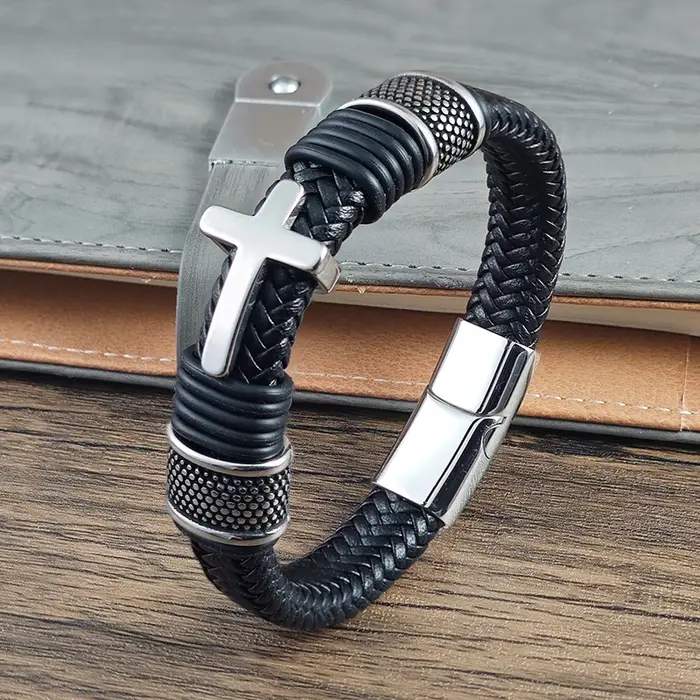 Bracelet magnétique en cuir noir de luxe