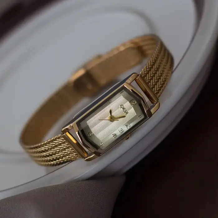 Montres pour femmes, cadran carré élégant, mouvement à quartz, montre-bracelet étanche en acier inoxydable, montre pour femmes, cadeau féminin, cadeau femmes