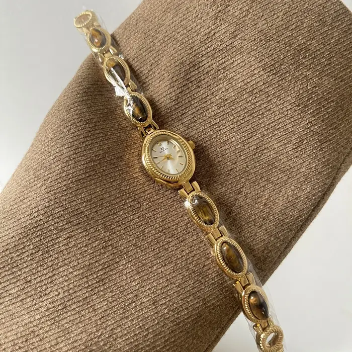 Montres de luxe haut de gamme pour femmes, bijoux verts élégants, Bracelet à Quartz en Jade, cadeau