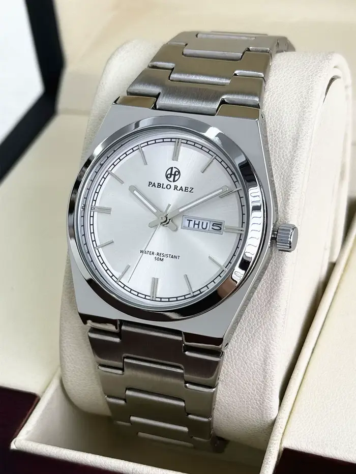 Nouvelle montre de couple en acier 2026