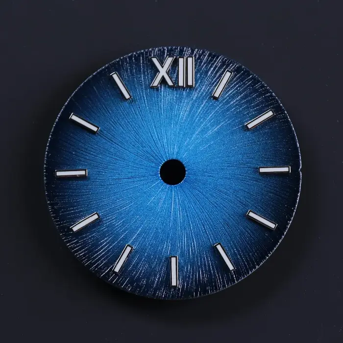 Cadran de montre de style nouveau avec luminescence bleu glace vert