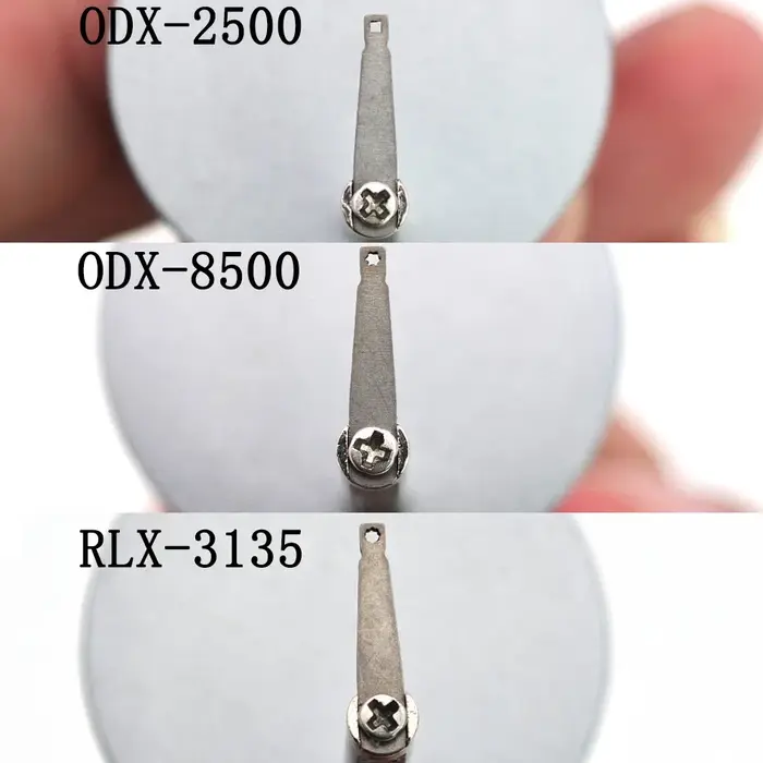 Outil de régulation de vis d'équilibre de montre