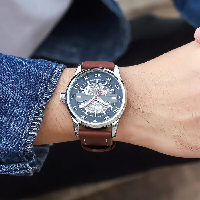 Montre mécanique automatique creuse pour homme