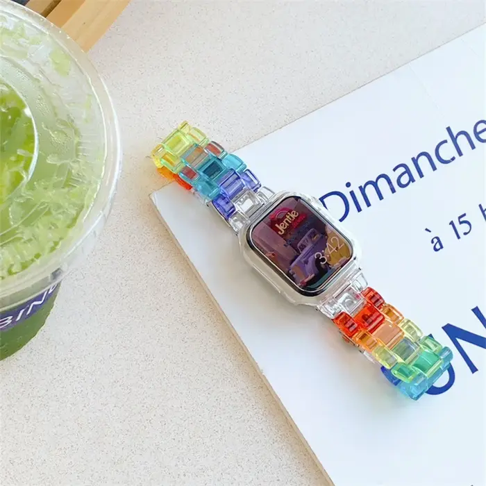 Bracelet en résine arc-en-ciel pour Apple Watch