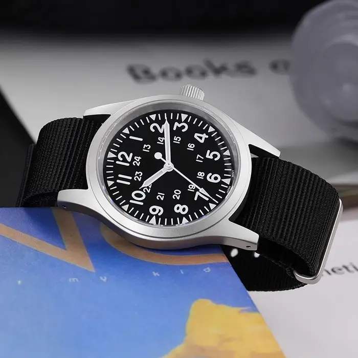 Militado ML05 hommes montre VH31 mouvement à Quartz