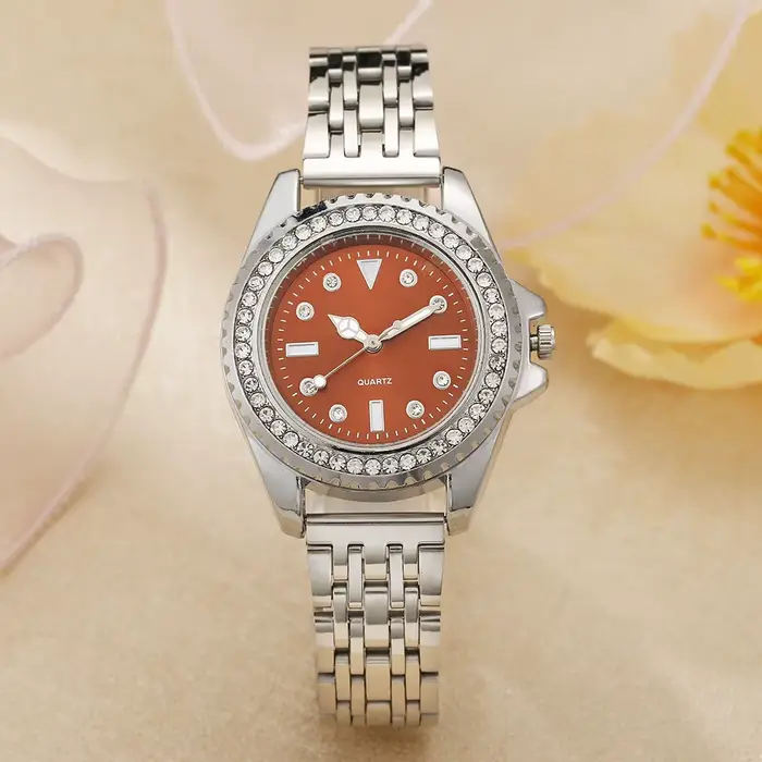 Mode dames argent Simple plein diamant anglais montre 2025 nouvelle marque femmes en acier inoxydable horloge de luxe robe montres