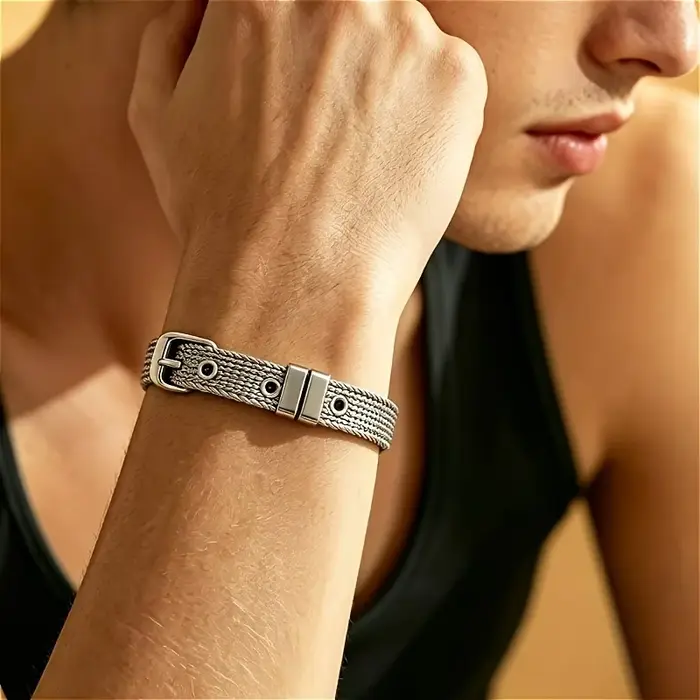 Bracelet en maille d'acier inoxydable, accessoire unisexe, polyvalent et durable, cadeau pour un usage quotidien, décontracté ou de luxe léger, adapté