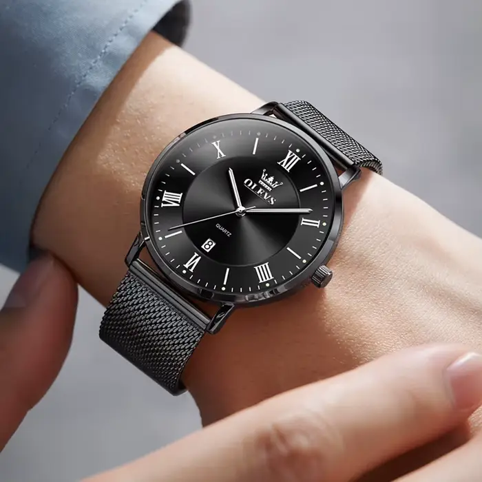OLEVS 5623 Montre à quartz pour homme, cadran minimaliste avec chiffres romains, bracelet en maille 