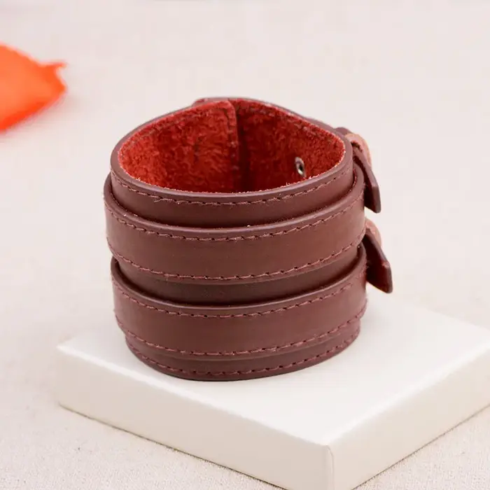 Bracelet large en cuir pour hommes