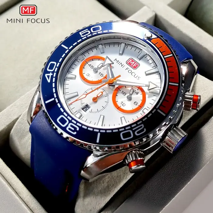 MINI FOCUS chronographe montres à Quartz pour hommes montre-bracelet de Sport de mode avec Date automatique indicateur 24 heures bracelet en Silicone bleu 0426