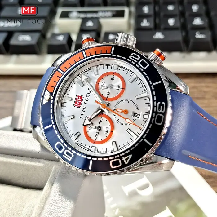 MINI FOCUS chronographe montres à Quartz pour hommes montre-bracelet de Sport de mode avec Date automatique indicateur 24 heures bracelet en Silicone bleu 0426