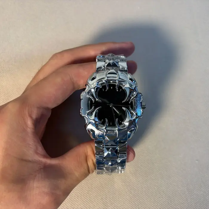 DENVOSI Nouvelle montre à quartz gothique Y2K en forme de griffe avec cadran détachable et remplaçable