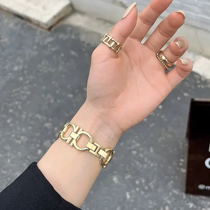 Bracelet en métal pour Apple Watch