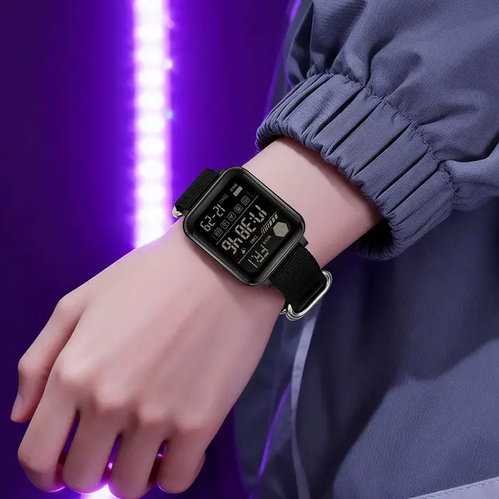 SANDA – montre numérique militaire LED pour hommes