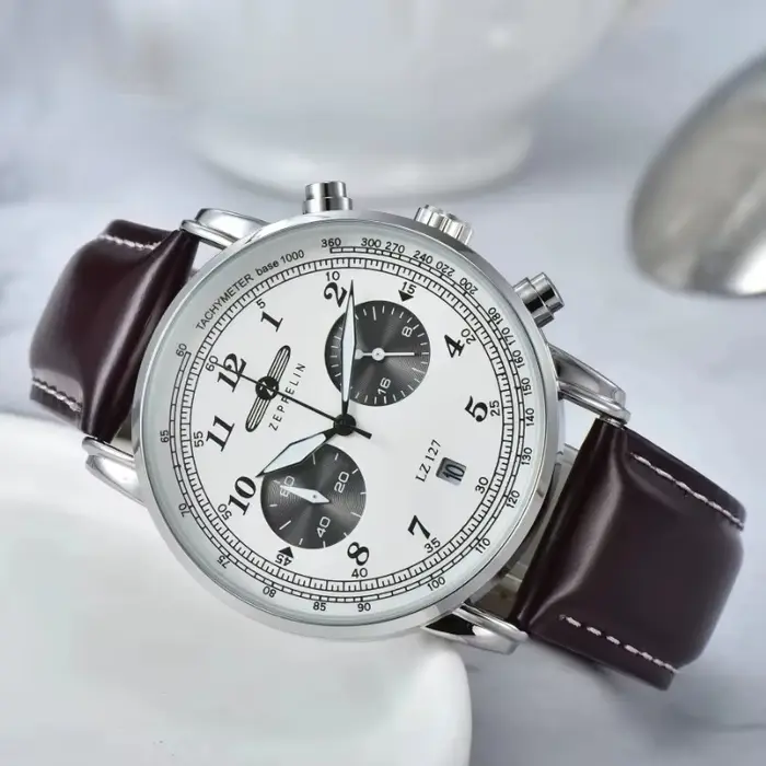 Nouvelle montre Zeppelin tendance