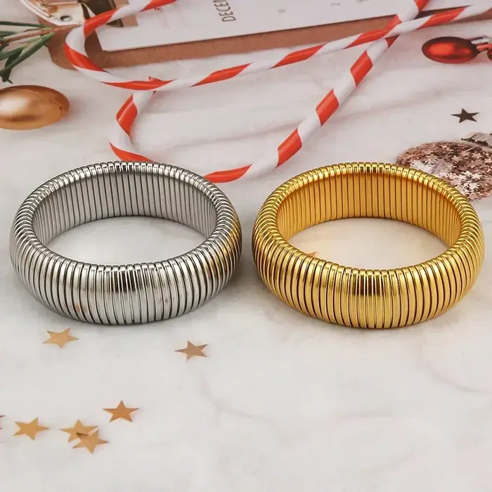 Bracelets Punk larges et épais pour femmes