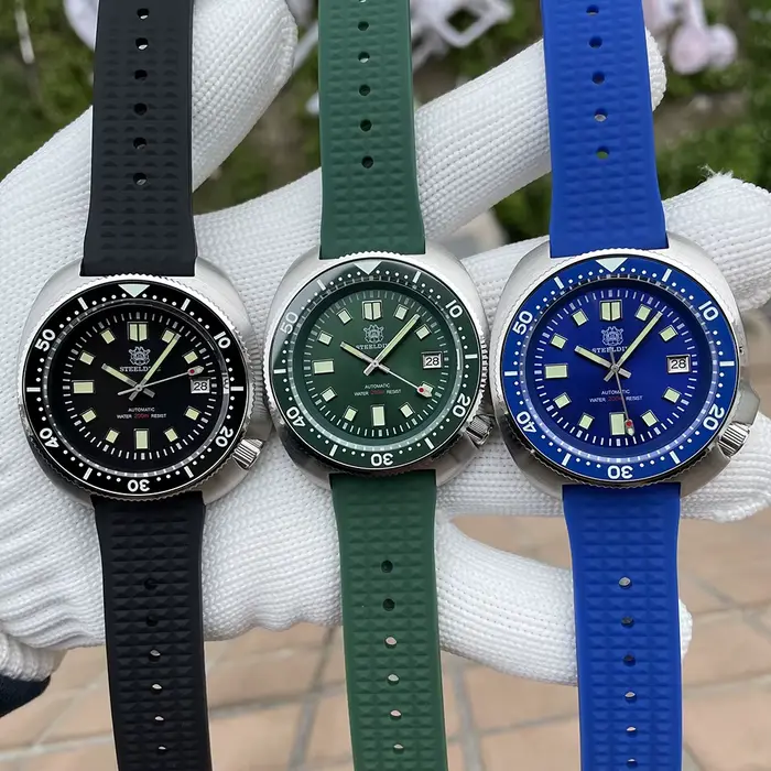 Montre de plongée automatique STEELDIVE SD1970