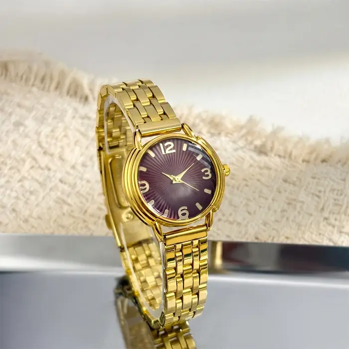 Montre en or pour femme : cadran rond effet soleil, bracelet en acier inoxydable, montre-bracelet de