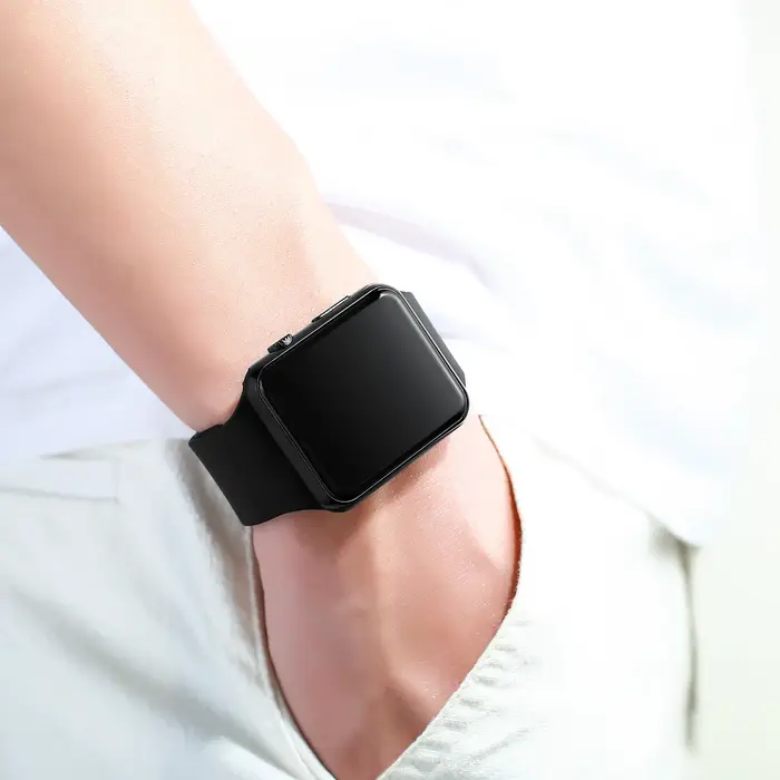 Montre de sport de mode pour femmes et hommes